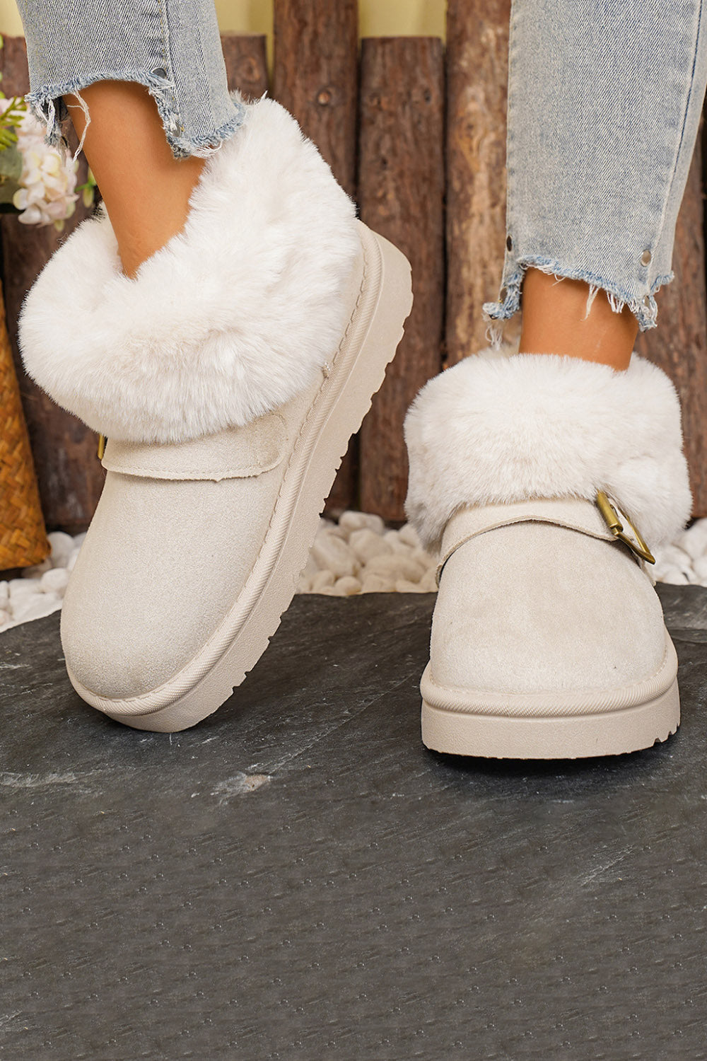 Fur Trimmed Plush Lined Strap Buckle Decor Round Toe Ankle Boots